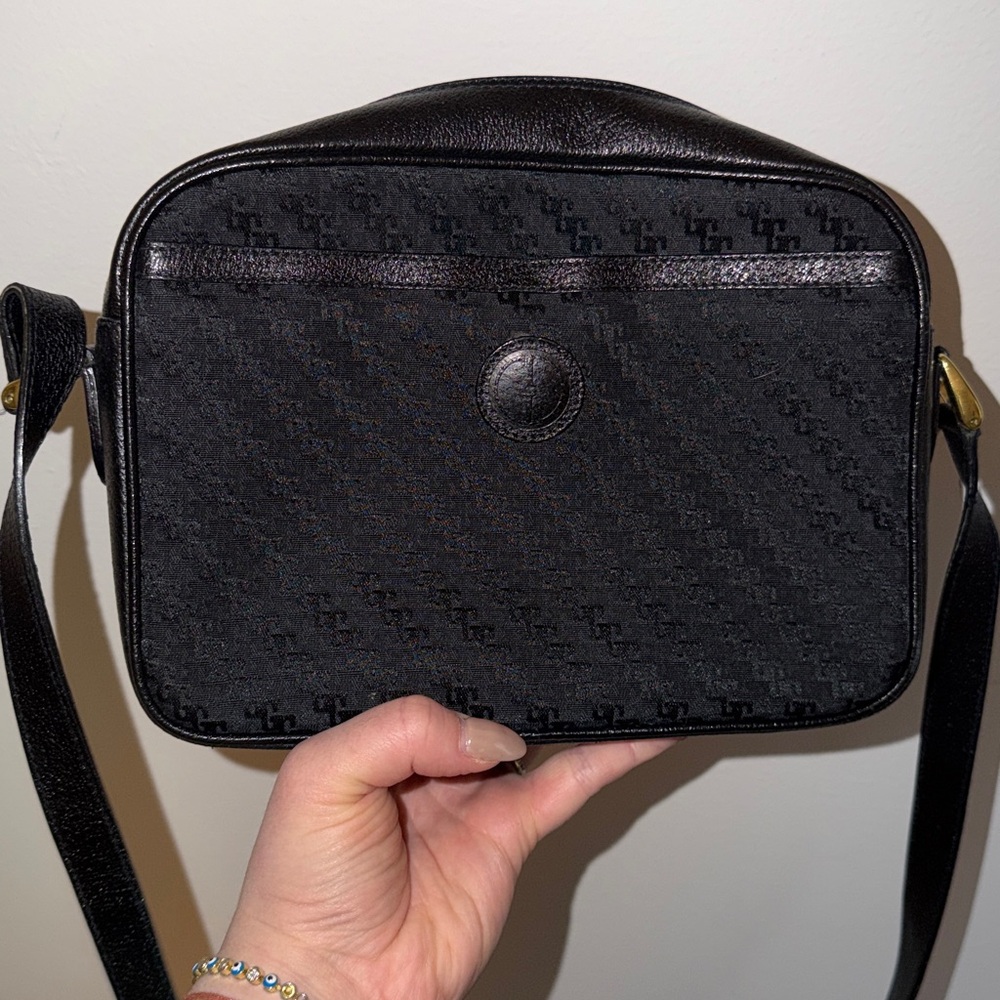 Gucci vintage canvas and leather bag - Picture 2 of 11